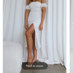 Selfie Leslie NICO OFF-SHOULDER SPLIT MIDI DRESS WHITE